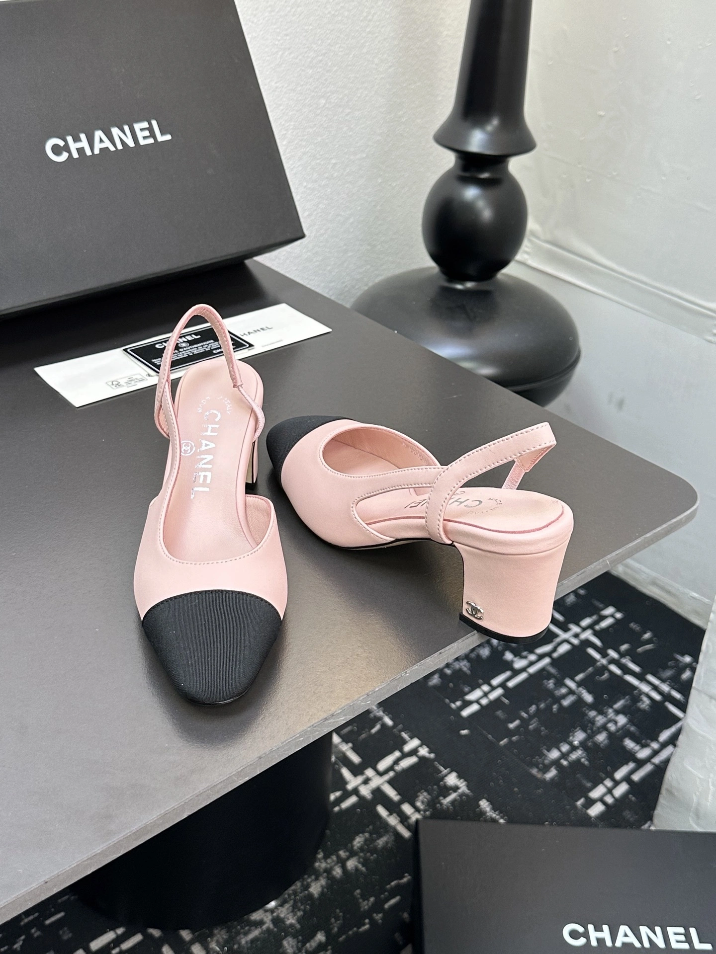 TH-- 3h1958 G31318-X01000-U3334 Heel height：6.5cm item:ET-X000I2307